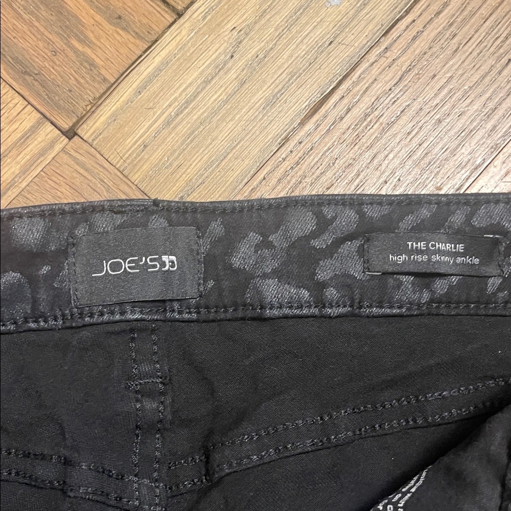 Joe's Jeans  black with Charcoal Leopard Print Skinny Jeans size 31 - Picture 3 of 6